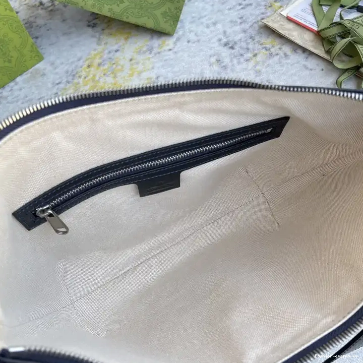Fashionrepsfam ru Bag 2211DJ0030 Gucci 0811